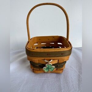 Longaberger Lots of Luck basket limited edition St. Patrick's Day 1999 shamrock